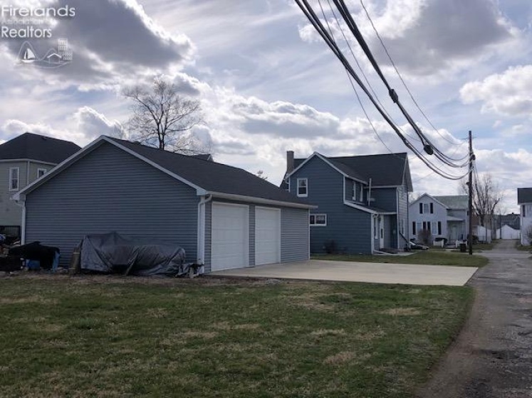 389 Monroe St., Tiffin, 44883, 4 Bedrooms Bedrooms, ,2 BathroomsBathrooms,Residential,For Sale,Monroe St.,20250966