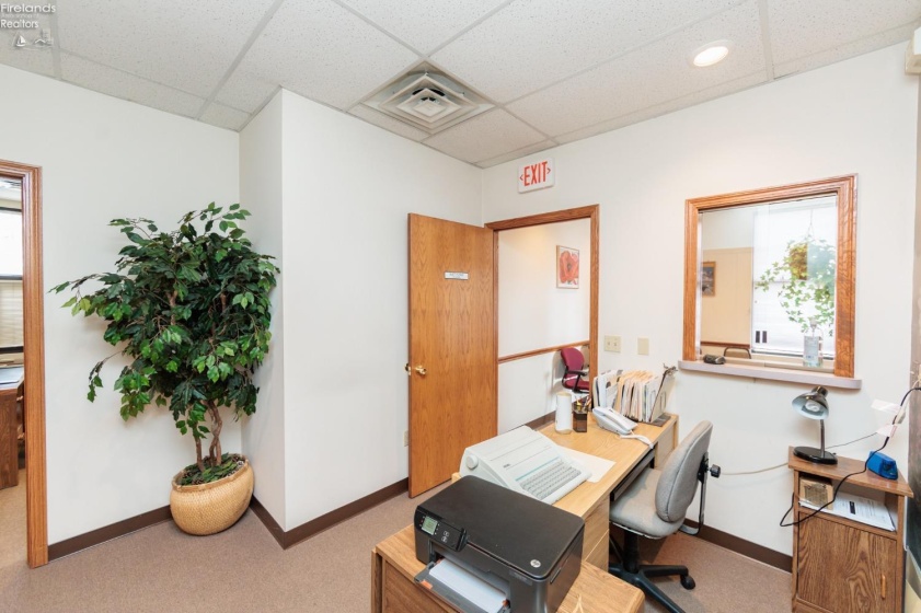 5321 Meadow Lane Ct., Sheffield Village, 44035, ,Commercial,For Sale,Meadow Lane Ct.,20251036