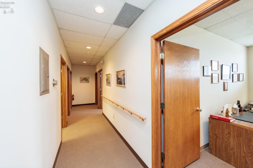 5321 Meadow Lane Ct., Sheffield Village, 44035, ,Commercial,For Sale,Meadow Lane Ct.,20251036