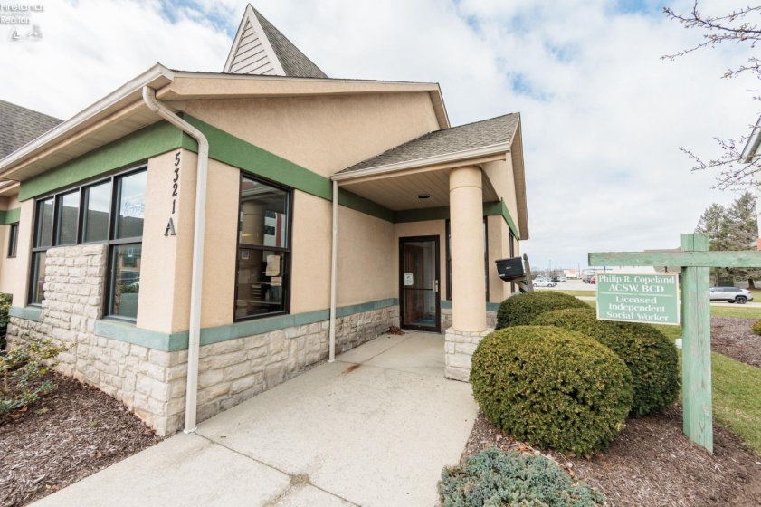 5321 Meadow Lane Ct., Sheffield Village, 44035, ,Commercial,For Sale,Meadow Lane Ct.,20251036