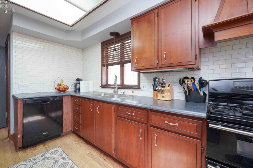 754 Barker Road, Fremont, 43420, 3 Bedrooms Bedrooms, ,2 BathroomsBathrooms,Residential,For Sale,Barker,20250988