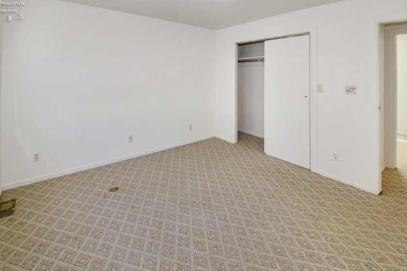 424 Short Street, Port Clinton, 43452, 3 Bedrooms Bedrooms, ,2 BathroomsBathrooms,Residential,For Sale,Short,20251044