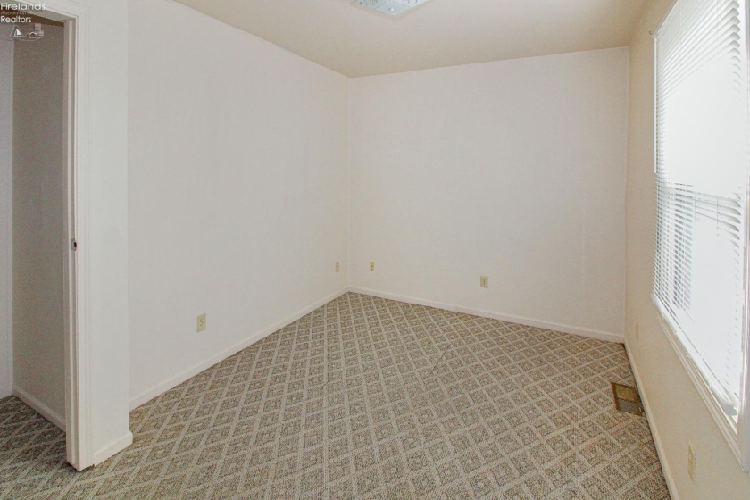 424 Short Street, Port Clinton, 43452, 3 Bedrooms Bedrooms, ,2 BathroomsBathrooms,Residential,For Sale,Short,20251044