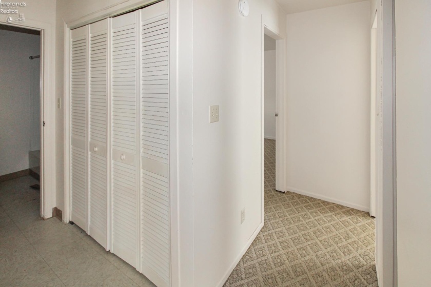 424 Short Street, Port Clinton, 43452, 3 Bedrooms Bedrooms, ,2 BathroomsBathrooms,Residential,For Sale,Short,20251044