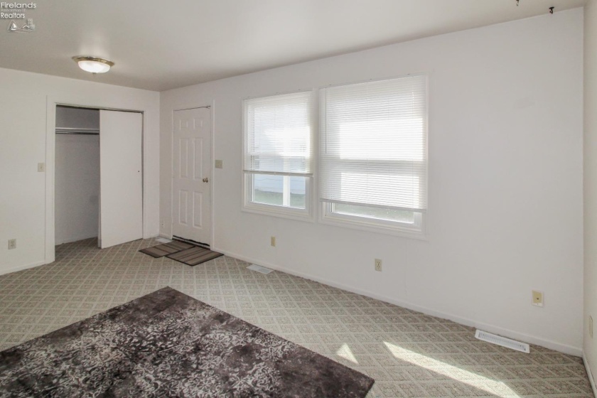 424 Short Street, Port Clinton, 43452, 3 Bedrooms Bedrooms, ,2 BathroomsBathrooms,Residential,For Sale,Short,20251044