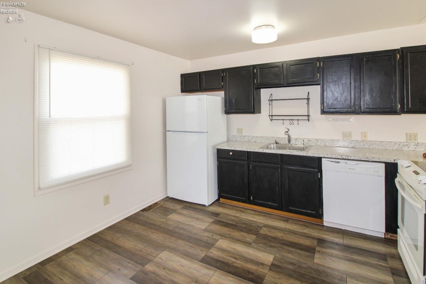 424 Short Street, Port Clinton, 43452, 3 Bedrooms Bedrooms, ,2 BathroomsBathrooms,Residential,For Sale,Short,20251044
