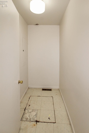 424 Short Street, Port Clinton, 43452, 3 Bedrooms Bedrooms, ,2 BathroomsBathrooms,Residential,For Sale,Short,20251044
