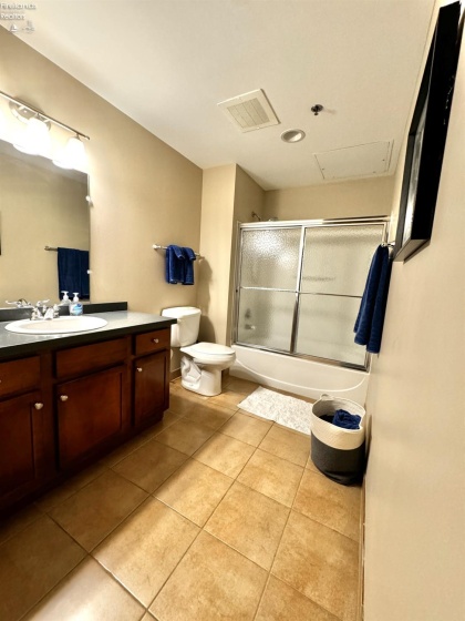 401 West Shoreline Drive, Sandusky, 44870, 1 Bedroom Bedrooms, ,1 BathroomBathrooms,Residential,For Sale,West Shoreline,20251054