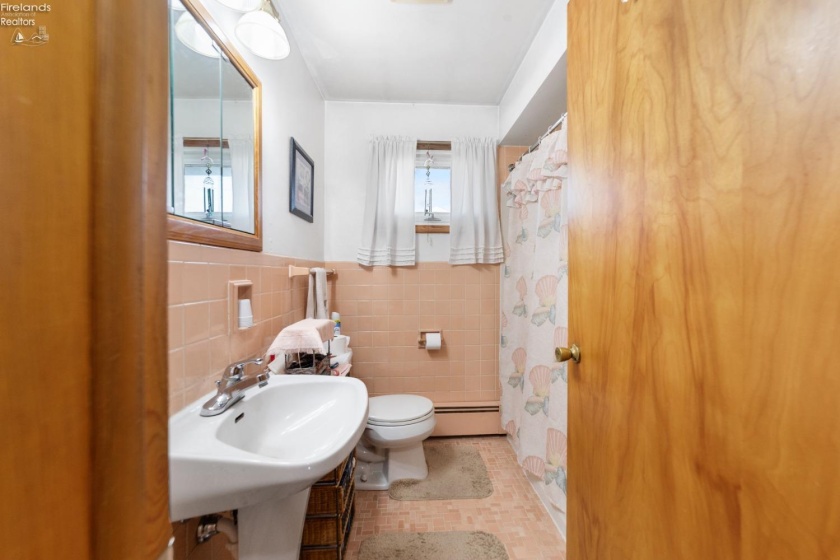 701 Melrose Avenue, Findlay, 45840, 3 Bedrooms Bedrooms, ,2 BathroomsBathrooms,Residential,For Sale,Melrose,20251063