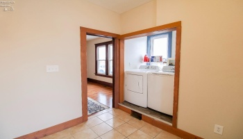 2521 Columbus Avenue, Sandusky, 44870, 4 Bedrooms Bedrooms, ,2 BathroomsBathrooms,Residential,For Sale,Columbus,20251066