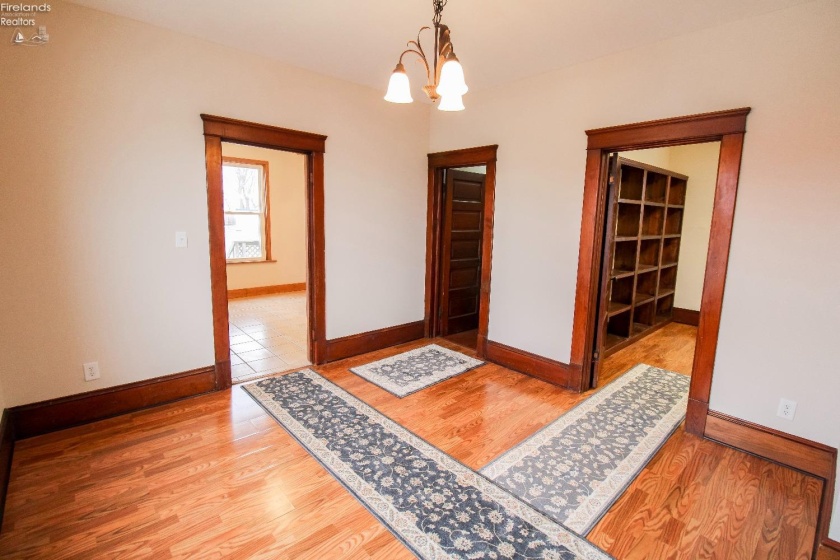 2521 Columbus Avenue, Sandusky, 44870, 4 Bedrooms Bedrooms, ,2 BathroomsBathrooms,Residential,For Sale,Columbus,20251066