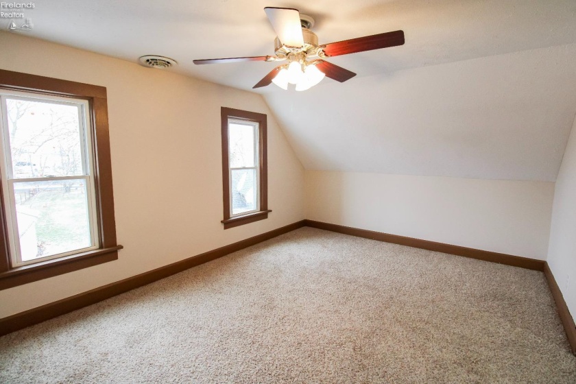 2521 Columbus Avenue, Sandusky, 44870, 4 Bedrooms Bedrooms, ,2 BathroomsBathrooms,Residential,For Sale,Columbus,20251066