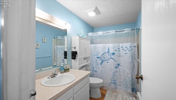 220 Lakeshore Drive, Port Clinton, 43452, 1 Bedroom Bedrooms, ,1 BathroomBathrooms,Residential,For Sale,Lakeshore,20250955