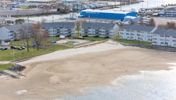 220 Lakeshore Drive, Port Clinton, 43452, 1 Bedroom Bedrooms, ,1 BathroomBathrooms,Residential,For Sale,Lakeshore,20250955