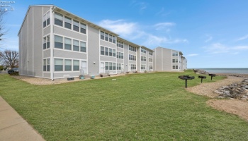 220 Lakeshore Drive, Port Clinton, 43452, 1 Bedroom Bedrooms, ,1 BathroomBathrooms,Residential,For Sale,Lakeshore,20250955