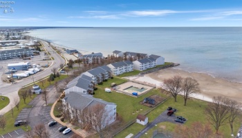 220 Lakeshore Drive, Port Clinton, 43452, 1 Bedroom Bedrooms, ,1 BathroomBathrooms,Residential,For Sale,Lakeshore,20250955
