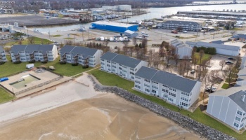 220 Lakeshore Drive, Port Clinton, 43452, 1 Bedroom Bedrooms, ,1 BathroomBathrooms,Residential,For Sale,Lakeshore,20250955