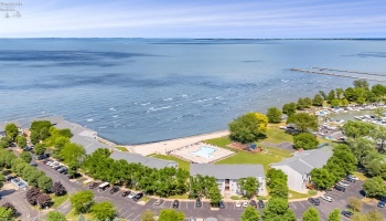220 Lakeshore Drive, Port Clinton, 43452, 1 Bedroom Bedrooms, ,1 BathroomBathrooms,Residential,For Sale,Lakeshore,20250955