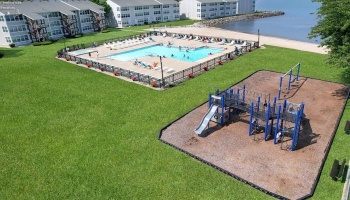 220 Lakeshore Drive, Port Clinton, 43452, 1 Bedroom Bedrooms, ,1 BathroomBathrooms,Residential,For Sale,Lakeshore,20250955
