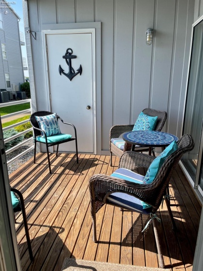 304 Clinton Reef Drive, Port Clinton, 43452, 2 Bedrooms Bedrooms, ,2 BathroomsBathrooms,Residential,For Sale,Clinton Reef,20251052