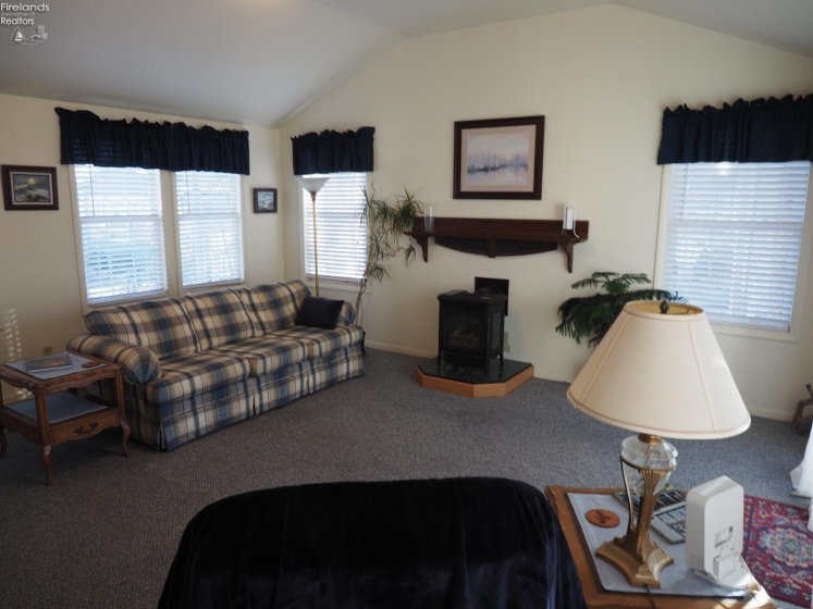 541 Oak Avenue, Lakeside, 43440, 3 Bedrooms Bedrooms, ,3 BathroomsBathrooms,Residential,For Sale,Oak,20251090