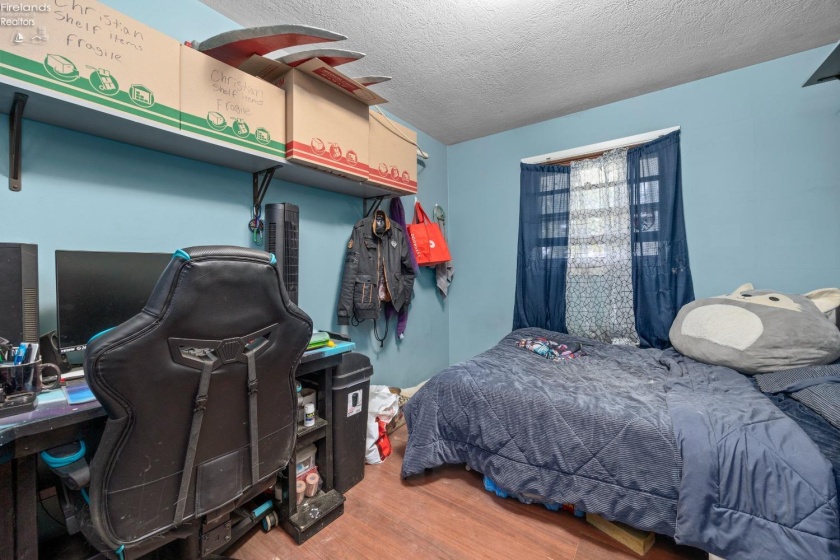 18806 Gifford Road, Wellington, 44090, 4 Bedrooms Bedrooms, ,2 BathroomsBathrooms,Residential,For Sale,Gifford,20251106