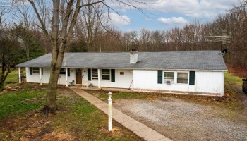 18806 Gifford Road, Wellington, 44090, 4 Bedrooms Bedrooms, ,2 BathroomsBathrooms,Residential,For Sale,Gifford,20251106 18806 Gifford Road, Wellington, 44090, 4 Bedrooms Bedrooms, ,2 BathroomsBathrooms,Residential,For Sale,Gifford,20251106