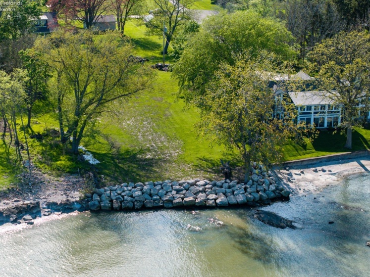 5570 White Tail, Port Clinton, 43452, 4 Bedrooms Bedrooms, ,2 BathroomsBathrooms,Residential,For Sale,White Tail,20251187