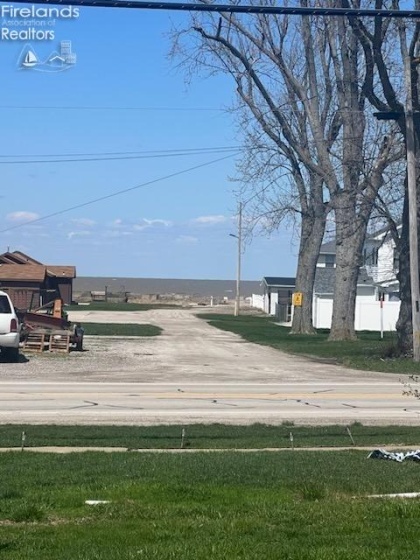 1340 Lakeshore Drive, Port Clinton, 43452, ,Multiple Units,For Sale,Lakeshore,20251263