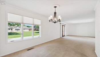 2932 Gleneagle Drive, Findlay, 45840, 3 Bedrooms Bedrooms, ,4 BathroomsBathrooms,Residential,For Sale,Gleneagle,20251209