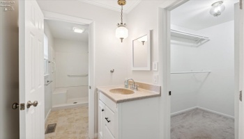 2932 Gleneagle Drive, Findlay, 45840, 3 Bedrooms Bedrooms, ,4 BathroomsBathrooms,Residential,For Sale,Gleneagle,20251209