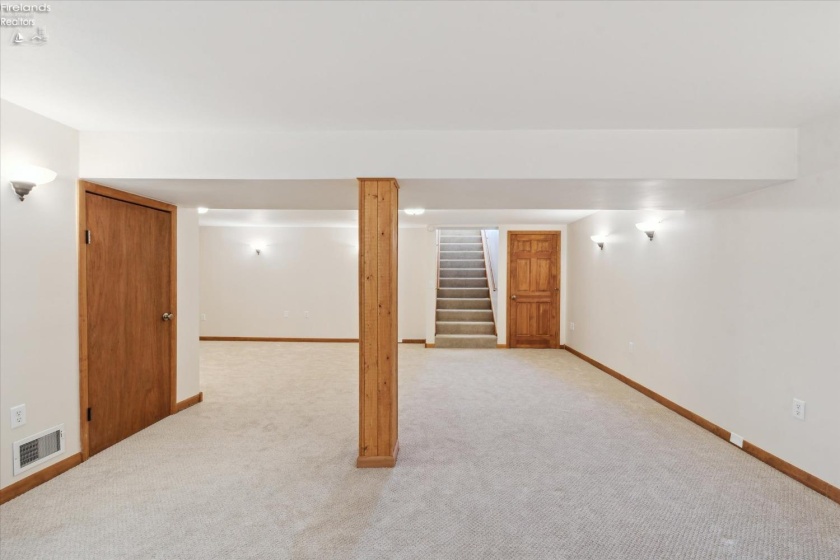 2932 Gleneagle Drive, Findlay, 45840, 3 Bedrooms Bedrooms, ,4 BathroomsBathrooms,Residential,For Sale,Gleneagle,20251209