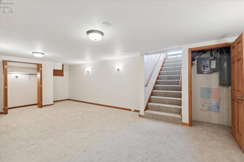2932 Gleneagle Drive, Findlay, 45840, 3 Bedrooms Bedrooms, ,4 BathroomsBathrooms,Residential,For Sale,Gleneagle,20251209