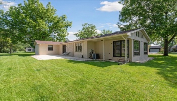 2932 Gleneagle Drive, Findlay, 45840, 3 Bedrooms Bedrooms, ,4 BathroomsBathrooms,Residential,For Sale,Gleneagle,20251209