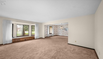 3211 Stonewood Drive, Sandusky, 44870, 4 Bedrooms Bedrooms, ,3 BathroomsBathrooms,Residential,For Sale,Stonewood,20251056