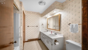 3211 Stonewood Drive, Sandusky, 44870, 4 Bedrooms Bedrooms, ,3 BathroomsBathrooms,Residential,For Sale,Stonewood,20251056