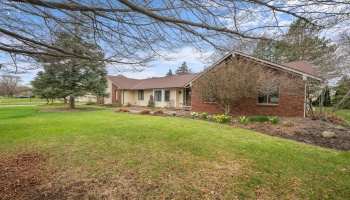 3211 Stonewood Drive, Sandusky, 44870, 4 Bedrooms Bedrooms, ,3 BathroomsBathrooms,Residential,For Sale,Stonewood,20251056