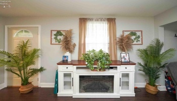140 Jefferson Street, Fremont, 43420, 3 Bedrooms Bedrooms, ,1 BathroomBathrooms,Residential,For Sale,Jefferson,20251250