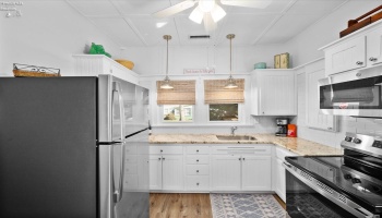 403 Cherry Avenue, Lakeside, 43440, 2 Bedrooms Bedrooms, ,1 BathroomBathrooms,Residential,For Sale,Cherry,20251262