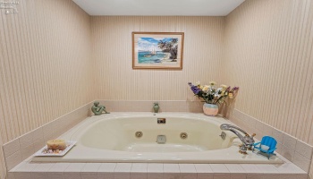 526 Mariner Village, Huron, 44839, 4 Bedrooms Bedrooms, ,3 BathroomsBathrooms,Residential,For Sale,Mariner Village,20251287