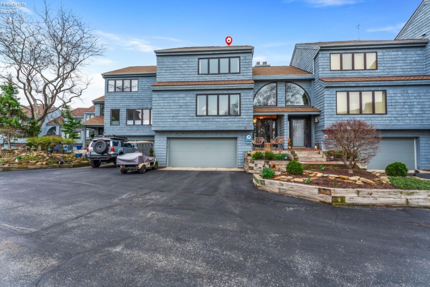 526 Mariner Village, Huron, 44839, 4 Bedrooms Bedrooms, ,3 BathroomsBathrooms,Residential,For Sale,Mariner Village,20251287