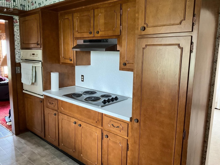 68 Prospect Street, New London, 44851, 3 Bedrooms Bedrooms, ,2 BathroomsBathrooms,Residential,For Sale,Prospect,20251235