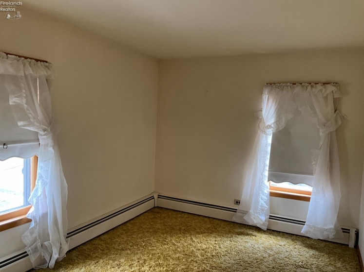 68 Prospect Street, New London, 44851, 3 Bedrooms Bedrooms, ,2 BathroomsBathrooms,Residential,For Sale,Prospect,20251235