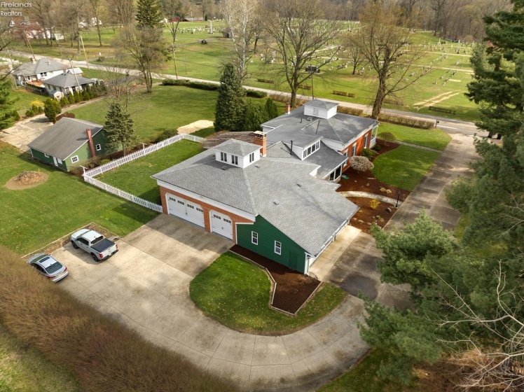139 Edison Drive, Milan, 44846, 5 Bedrooms Bedrooms, ,3 BathroomsBathrooms,Residential,For Sale,Edison,20251164