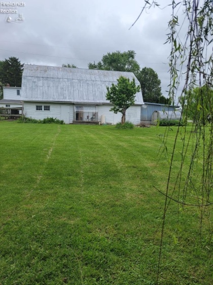2412 Tiffin Road, Fremont, 43420, 3 Bedrooms Bedrooms, ,2 BathroomsBathrooms,Residential,For Sale,Tiffin,20251270