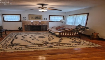 2412 Tiffin Road, Fremont, 43420, 3 Bedrooms Bedrooms, ,2 BathroomsBathrooms,Residential,For Sale,Tiffin,20251270