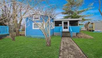 1233 Fox, Middle Bass Island, 43446, 1 Bedroom Bedrooms, ,1 BathroomBathrooms,Residential,For Sale,Fox,20251317
