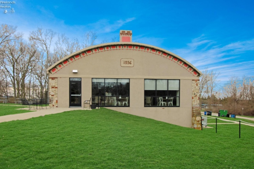 1233 Fox, Middle Bass Island, 43446, 1 Bedroom Bedrooms, ,1 BathroomBathrooms,Residential,For Sale,Fox,20251317
