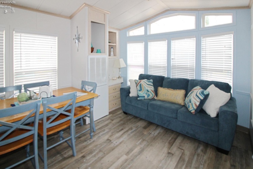 1233 Fox, Middle Bass Island, 43446, 1 Bedroom Bedrooms, ,1 BathroomBathrooms,Residential,For Sale,Fox,20251317