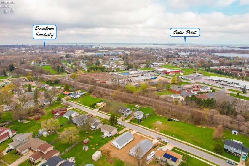 1996 Oldgate Road, Sandusky, 44870, 3 Bedrooms Bedrooms, ,2 BathroomsBathrooms,Residential,For Sale,Oldgate,20251217
